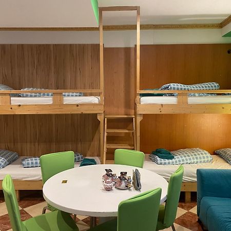 Viktoria Hostel Wien Ngoại thất bức ảnh