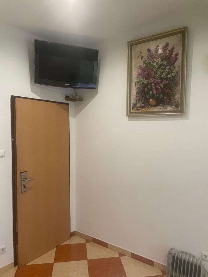 Viktoria Hostel Wien Ngoại thất bức ảnh