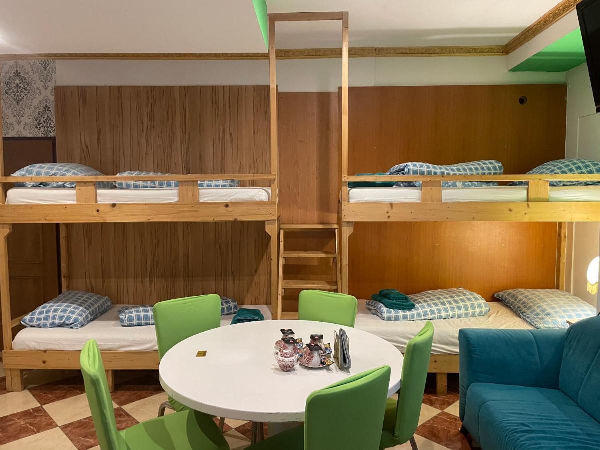 Viktoria Hostel Wien Ngoại thất bức ảnh