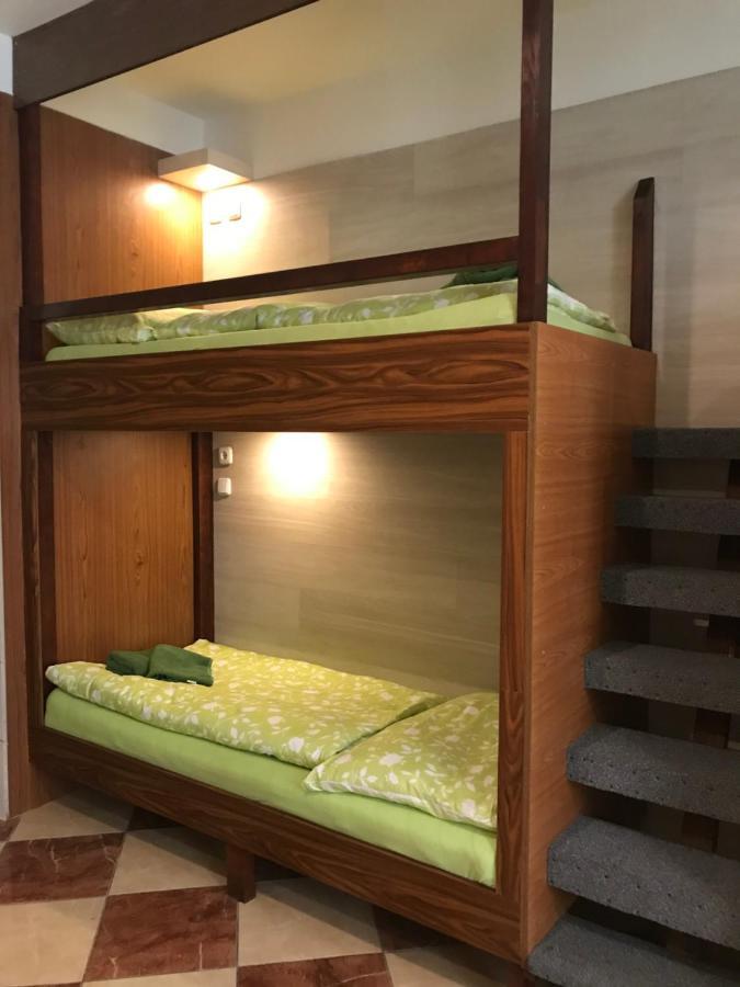 Viktoria Hostel Wien Ngoại thất bức ảnh